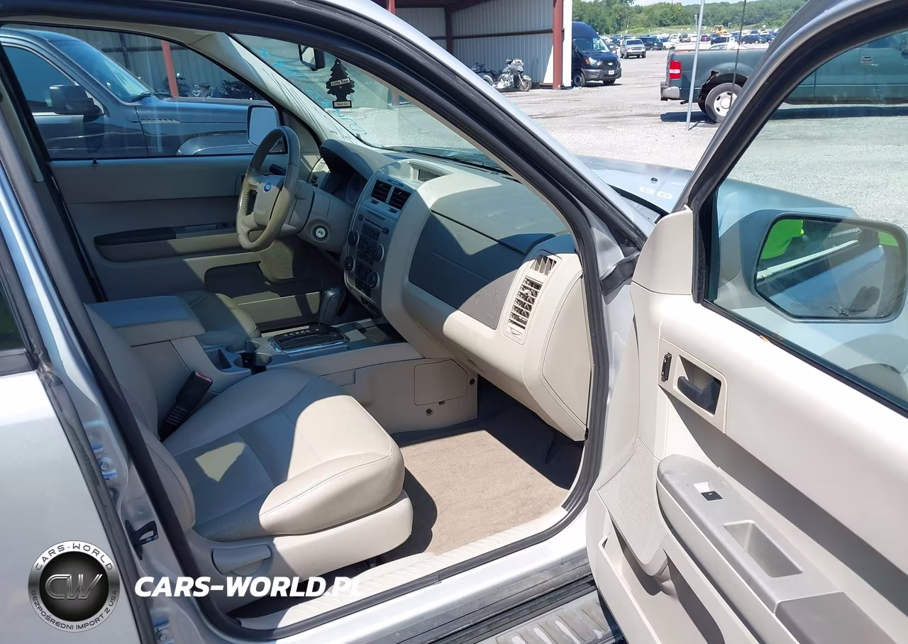 2008 Ford Escape Xlt VIN:1FMCU93188KD76905 - 5