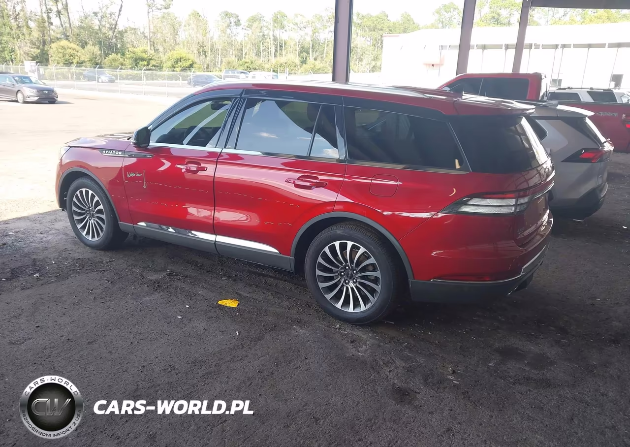 2021 Lincoln Aviator Reserve VIN:5LM5J7WC4MGL11627 - 3
