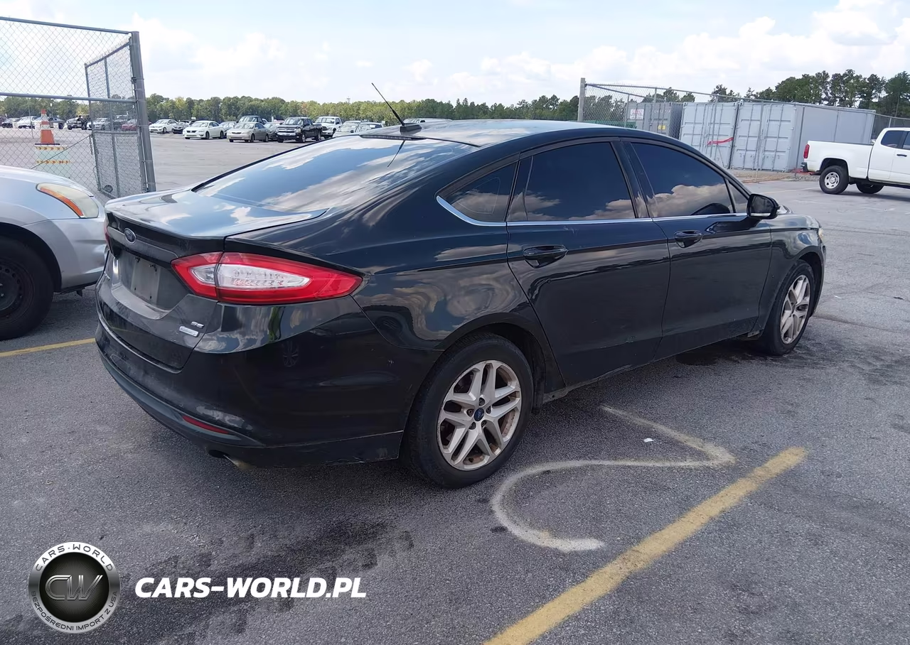 2014 Ford Fusion Se VIN:1FA6P0HD6E5400481 - 4