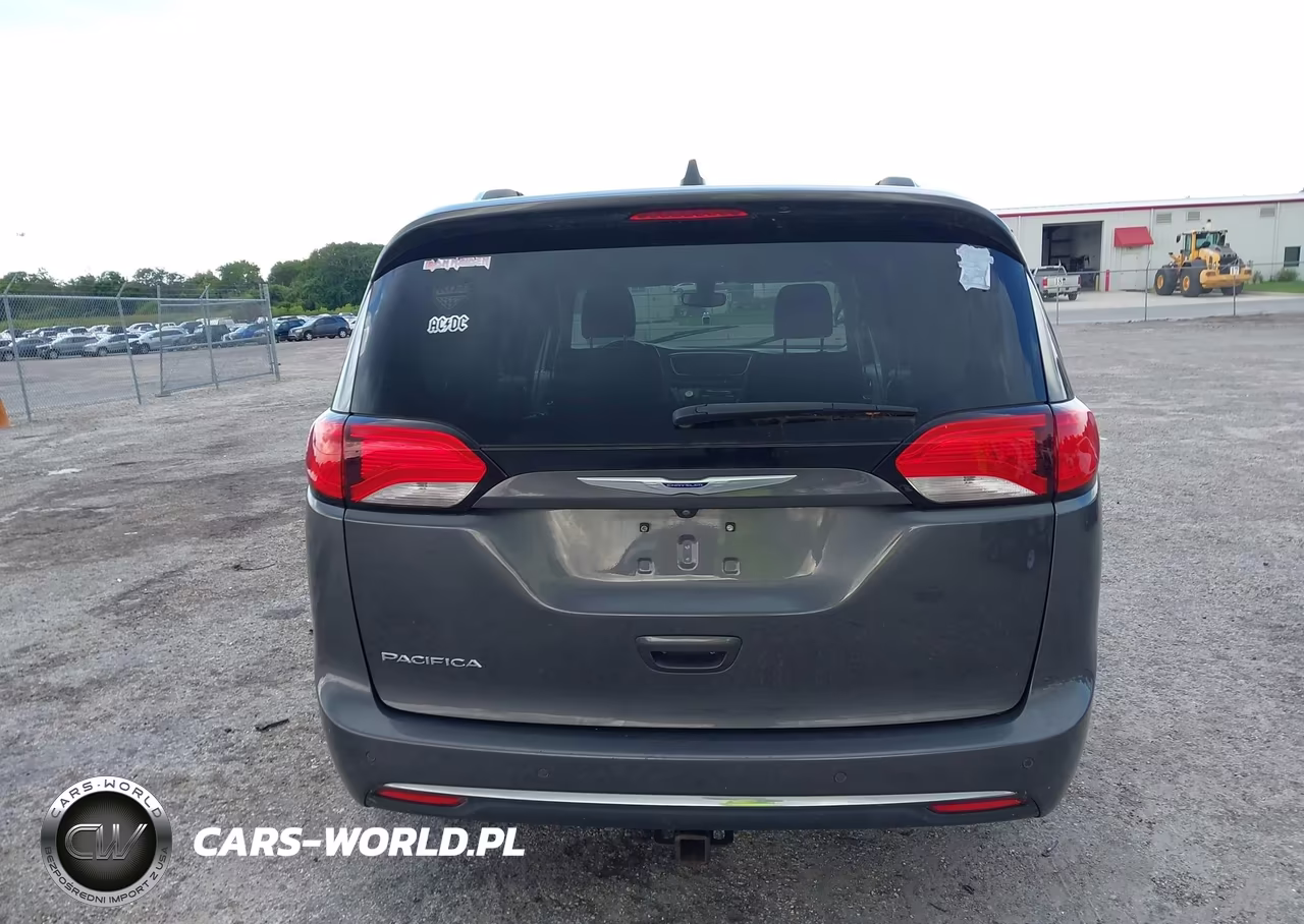 2019 Chrysler Pacifica Touring L VIN:2C4RC1BG3KR593019 - 16