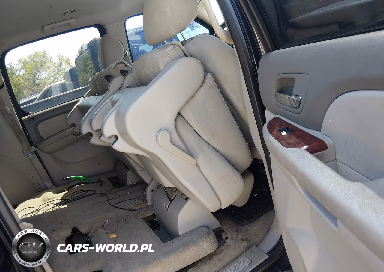 2007 Chevrolet Suburban 1500 Lt VIN:1GNFC16007R226146 - 8