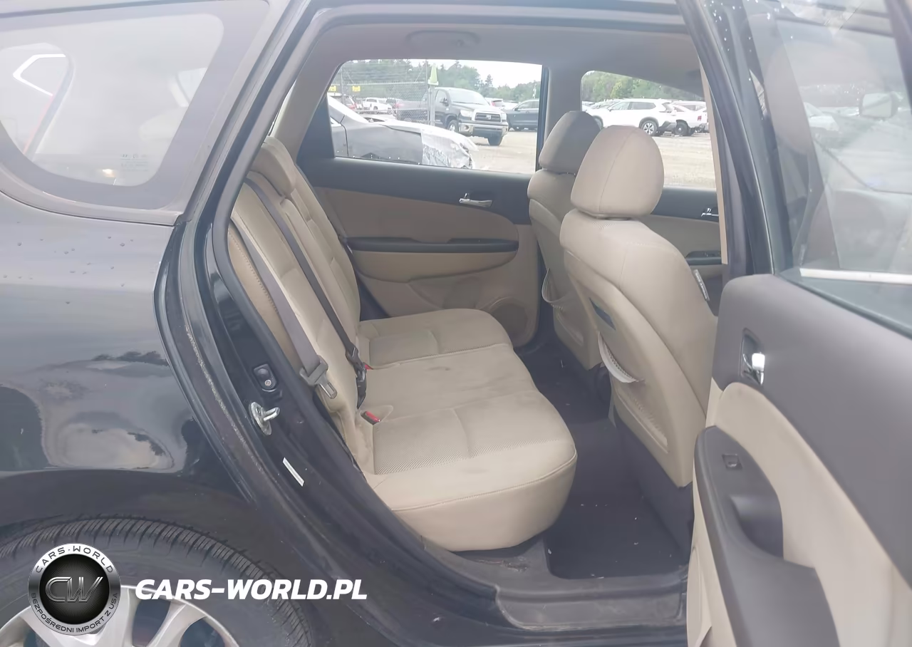 2009 Hyundai Elantra Touring VIN:KMHDC86E09U048870 - 8