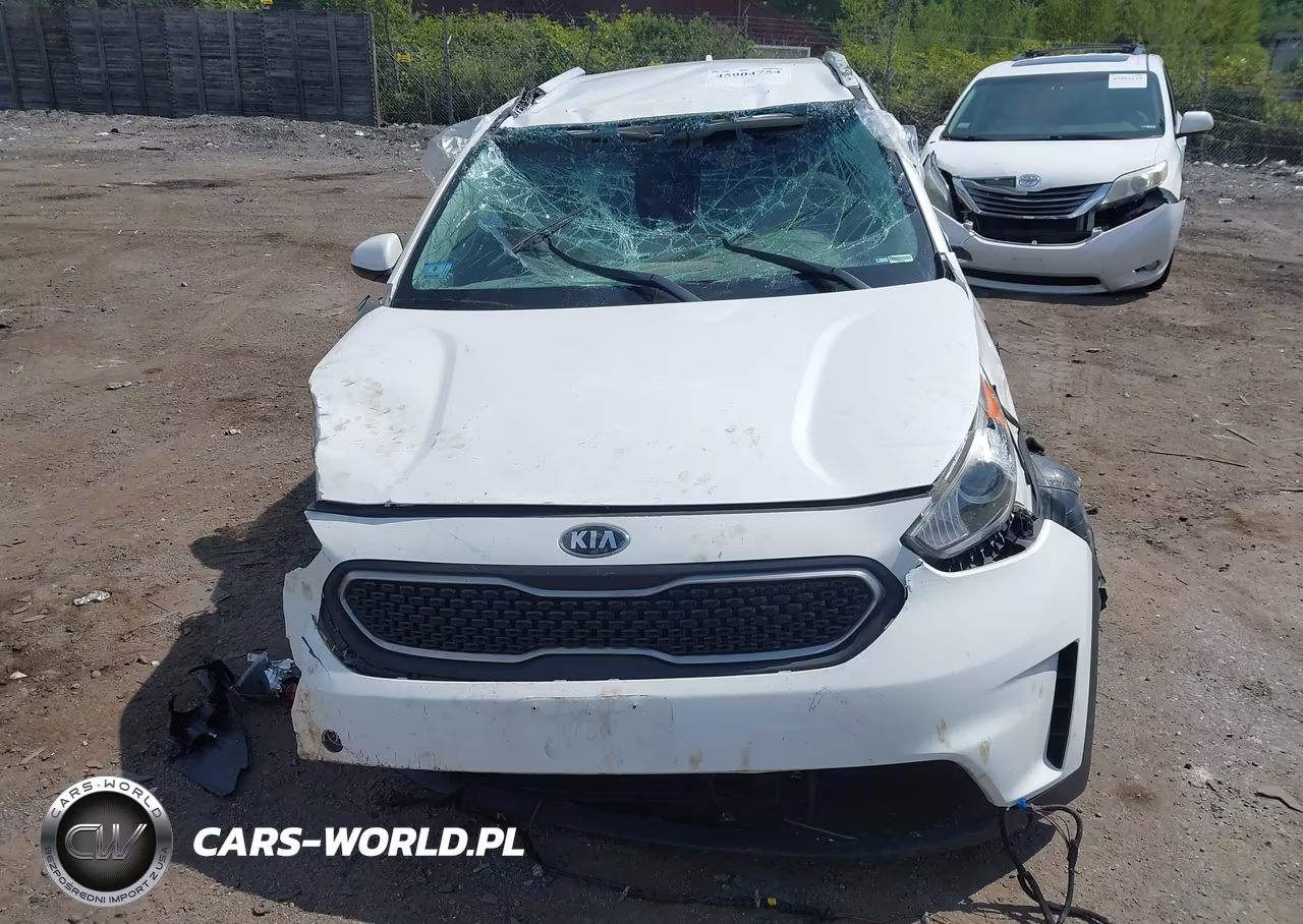 2018 Kia Niro Plug-In Hybrid Lx VIN:KNDCM3LD4J5156810 - 12