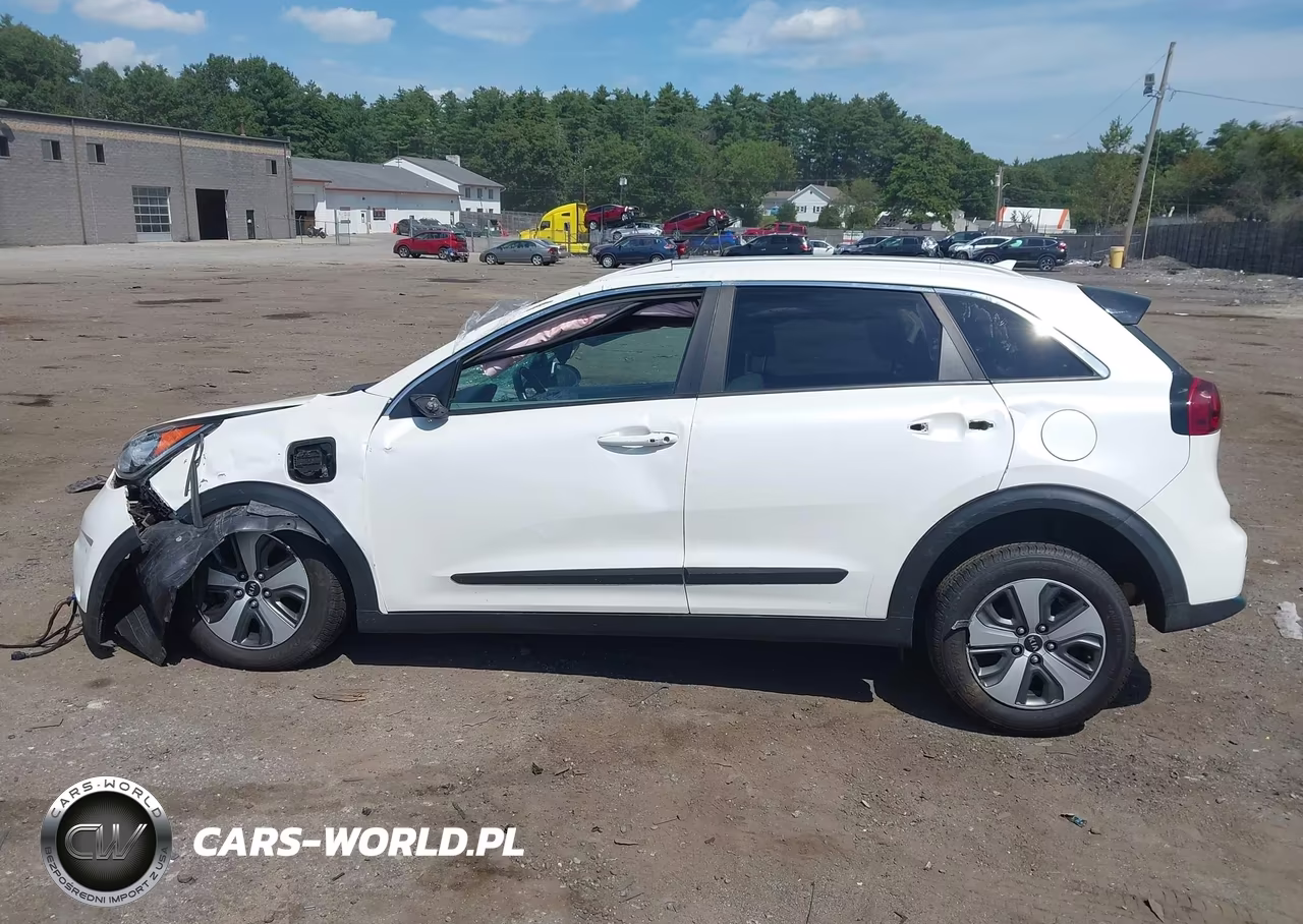 2018 Kia Niro Plug-In Hybrid Lx VIN:KNDCM3LD4J5156810 - 14