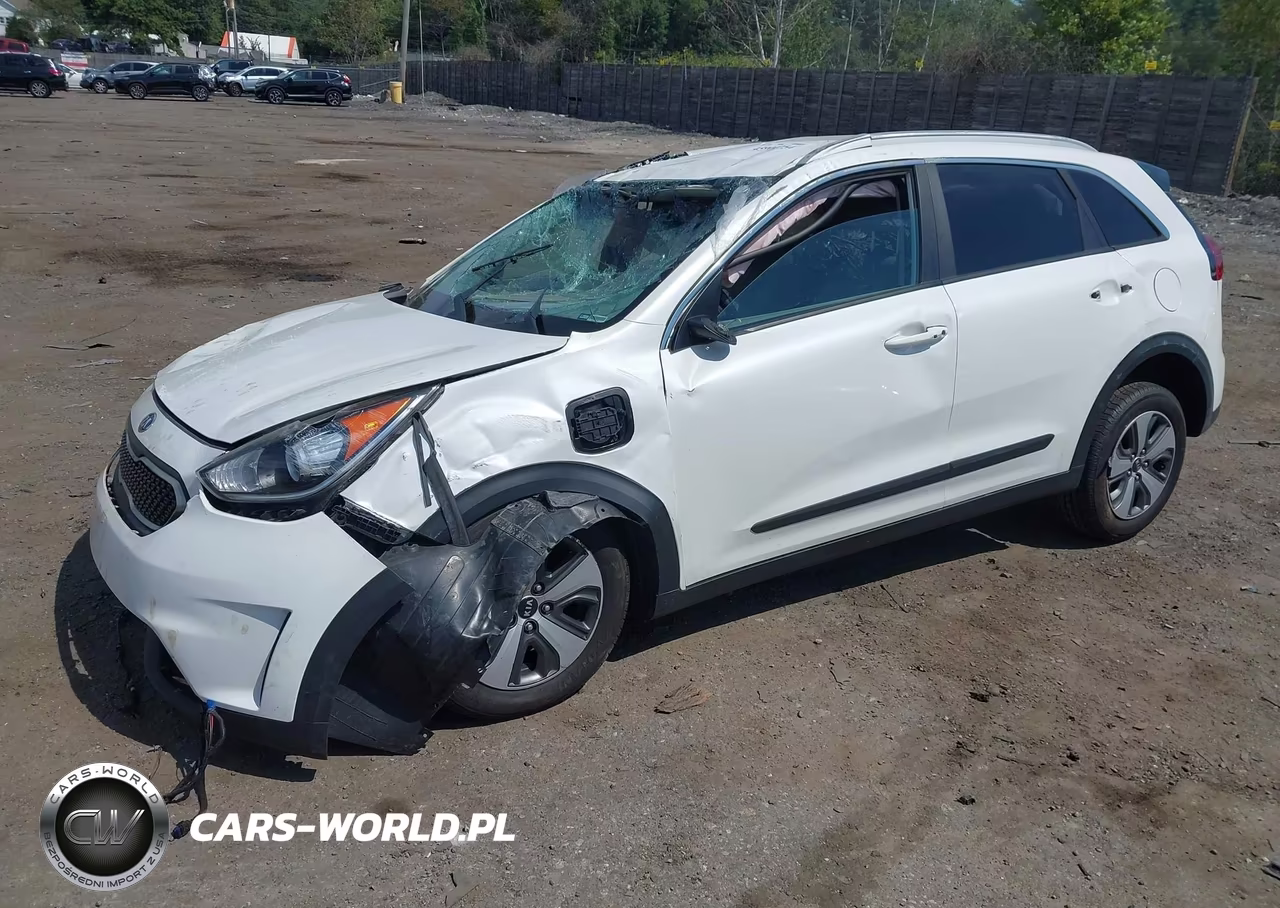 2018 Kia Niro Plug-In Hybrid Lx VIN:KNDCM3LD4J5156810 - 2