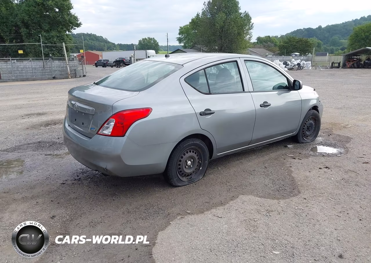 2012 Nissan Versa 1.6 S VIN:3N1CN7AP5CL920378 - 4