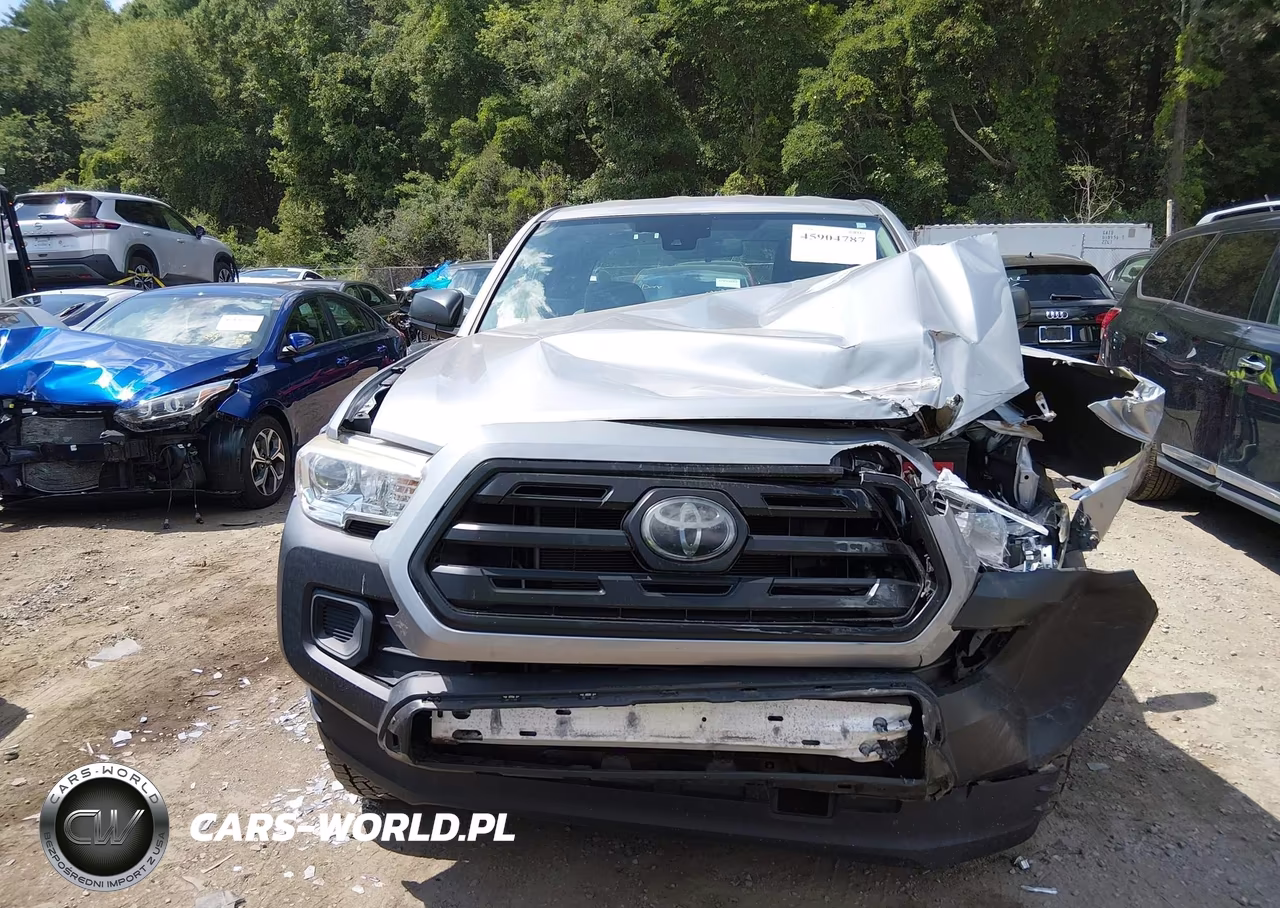 2018 Toyota Tacoma Sr VIN:5TFSX5EN2JX059551 - 12