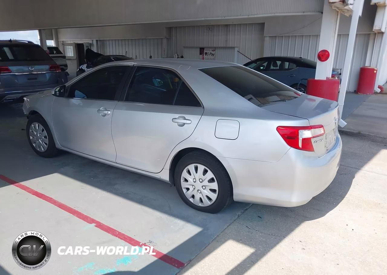 2012 Toyota Camry Le VIN:4T1BF1FK4CU044145 - 3
