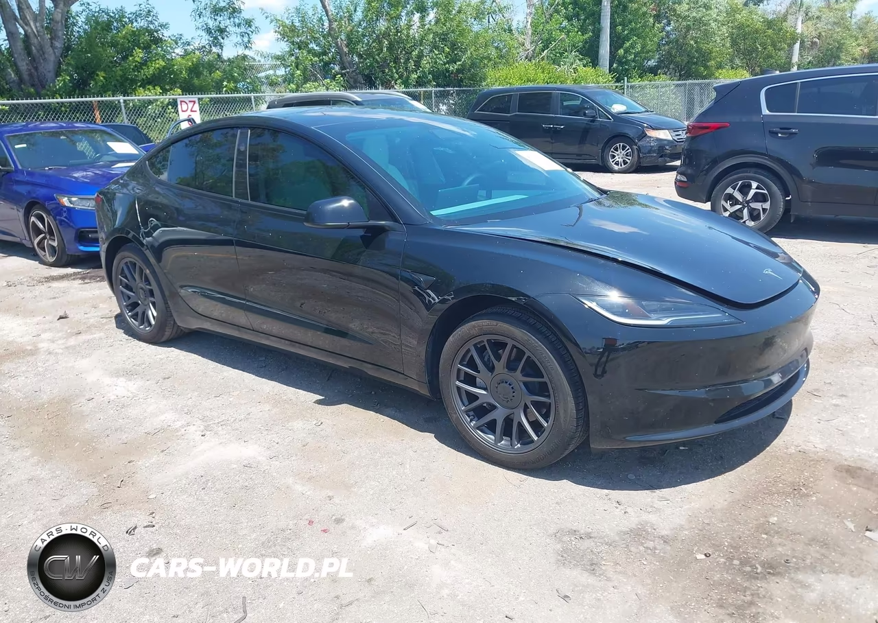 2025 Tesla Model 3 Long Range Rear-Wheel Drive-Standard Rear-Wheel Drive VIN:5YJ3E1EA1SF981269 - 1
