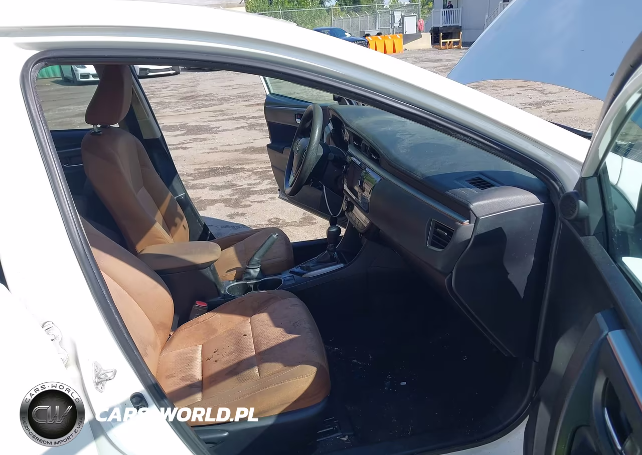 2014 Toyota Corolla Le VIN:5YFBURHE3EP092137 - 5