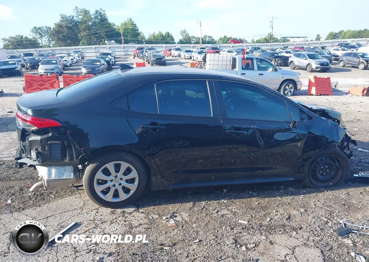 2025 Toyota Corolla Le VIN:5YFB4MDE9SP326575 - 13