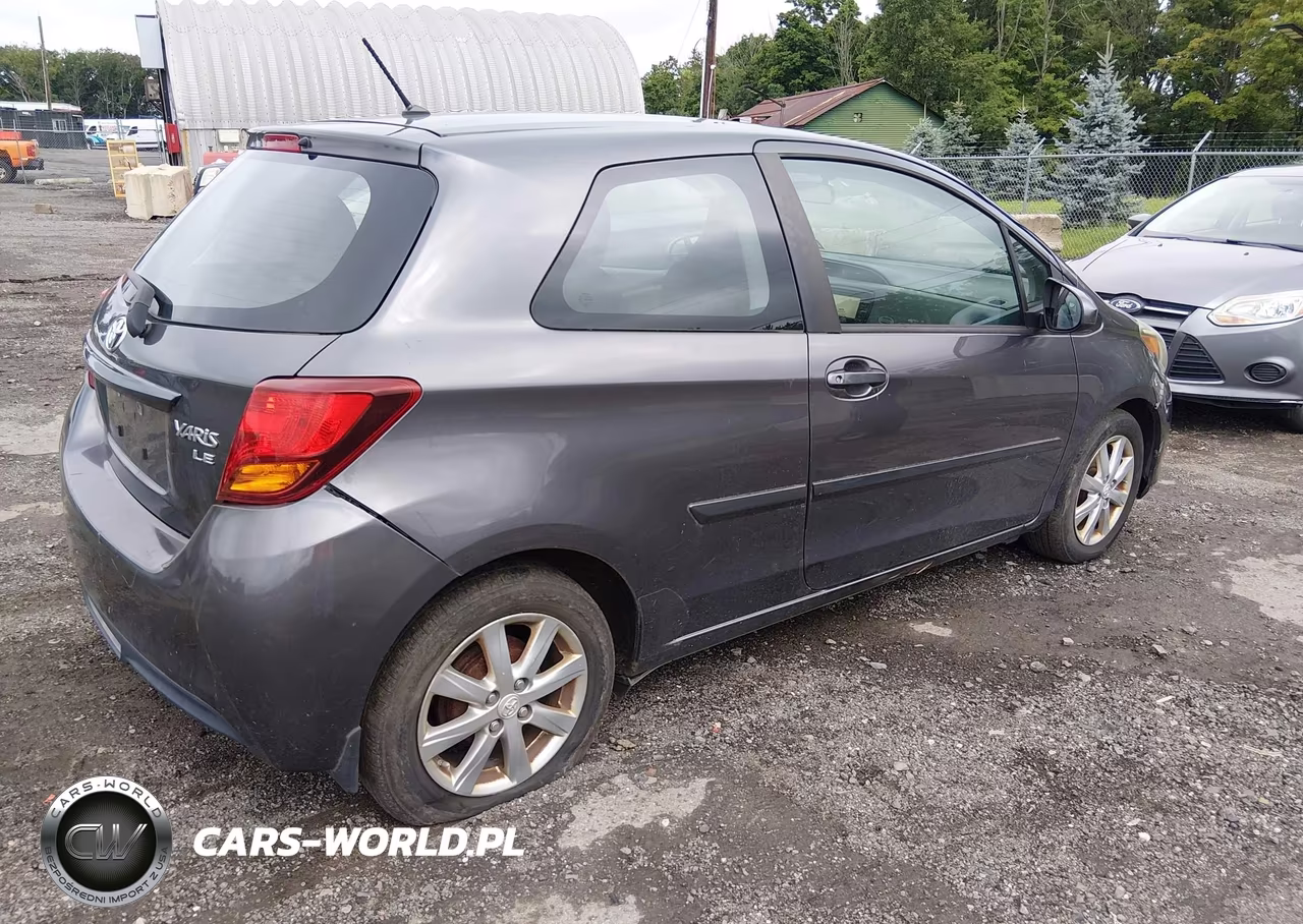 2015 Toyota Yaris Le VIN:VNKJTUD35FA028149 - 4