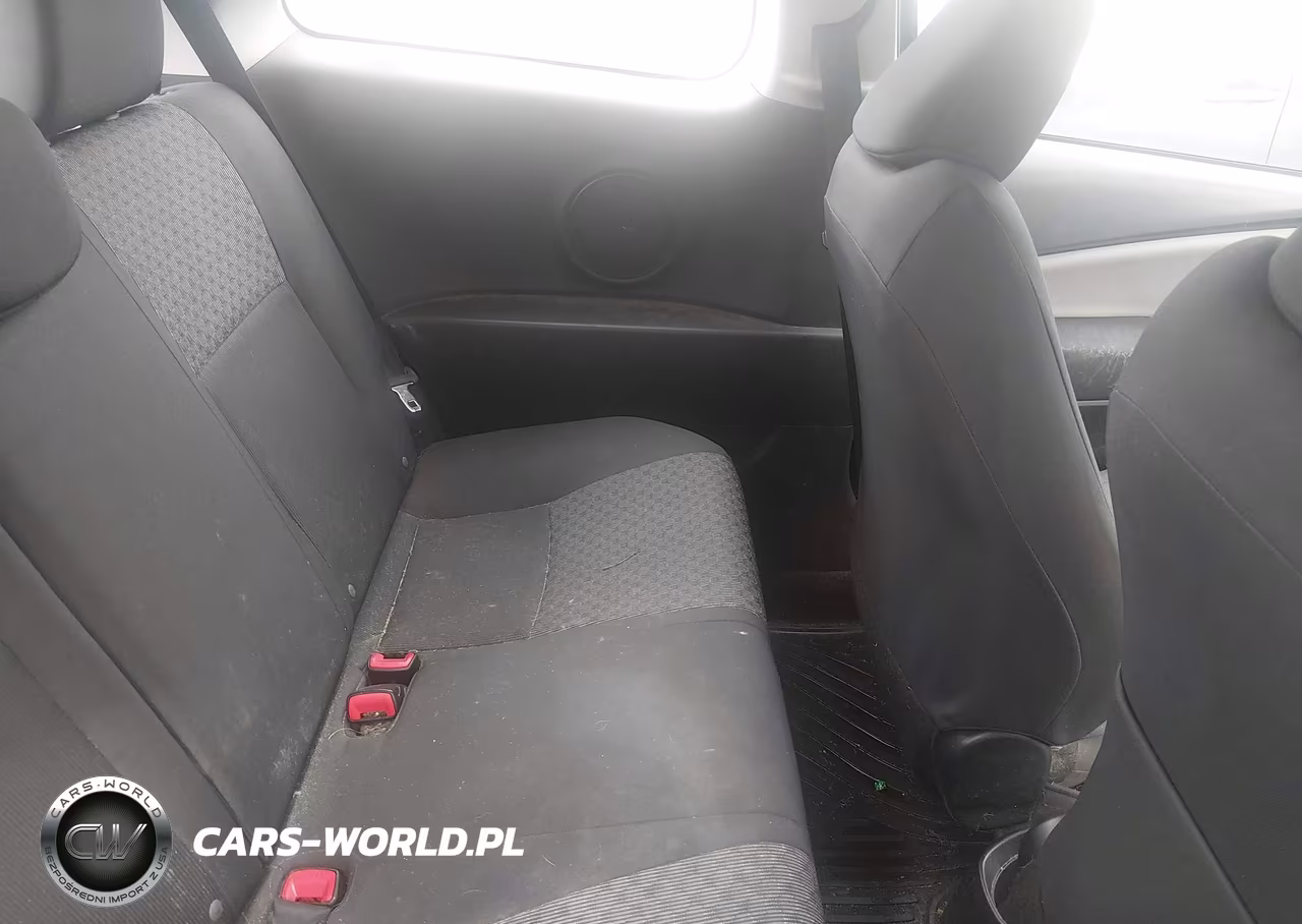 2015 Toyota Yaris Le VIN:VNKJTUD35FA028149 - 8