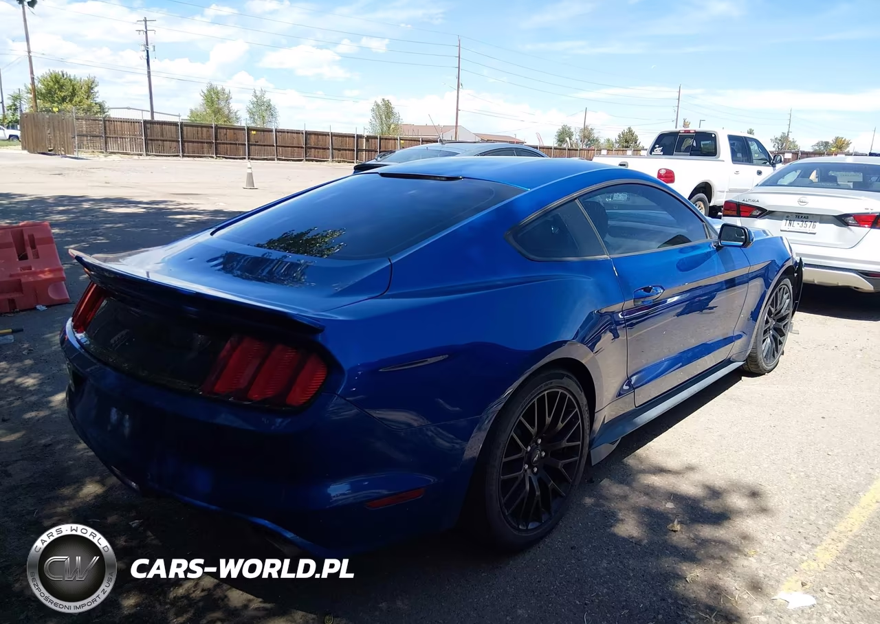 2017 Ford Mustang V6 VIN:1FA6P8AM6H5358133 - 4