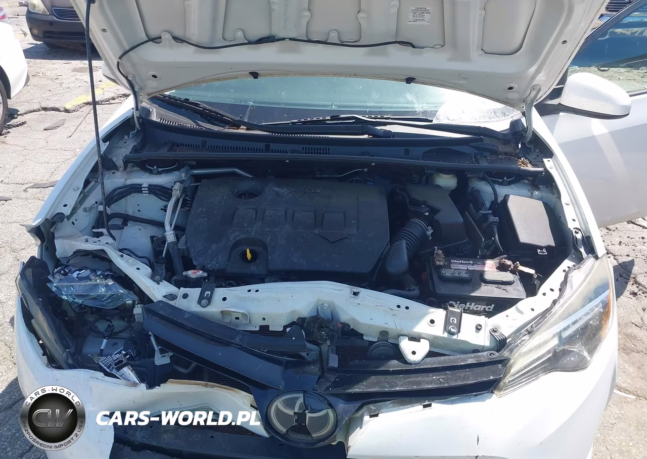 2018 Toyota Corolla Le VIN:5YFBURHEXJP827223 - 10
