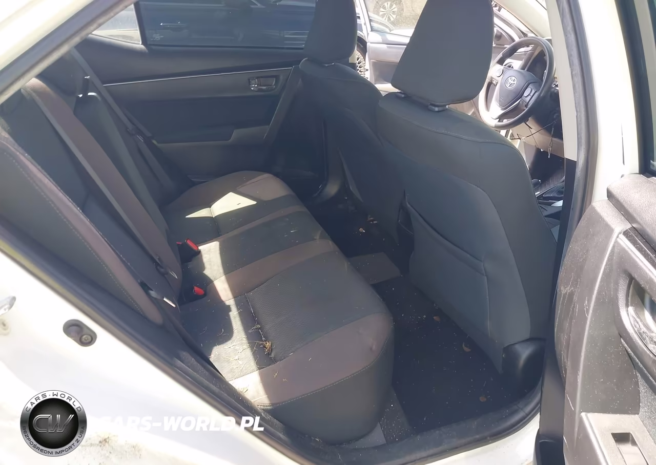 2018 Toyota Corolla Le VIN:5YFBURHEXJP827223 - 8