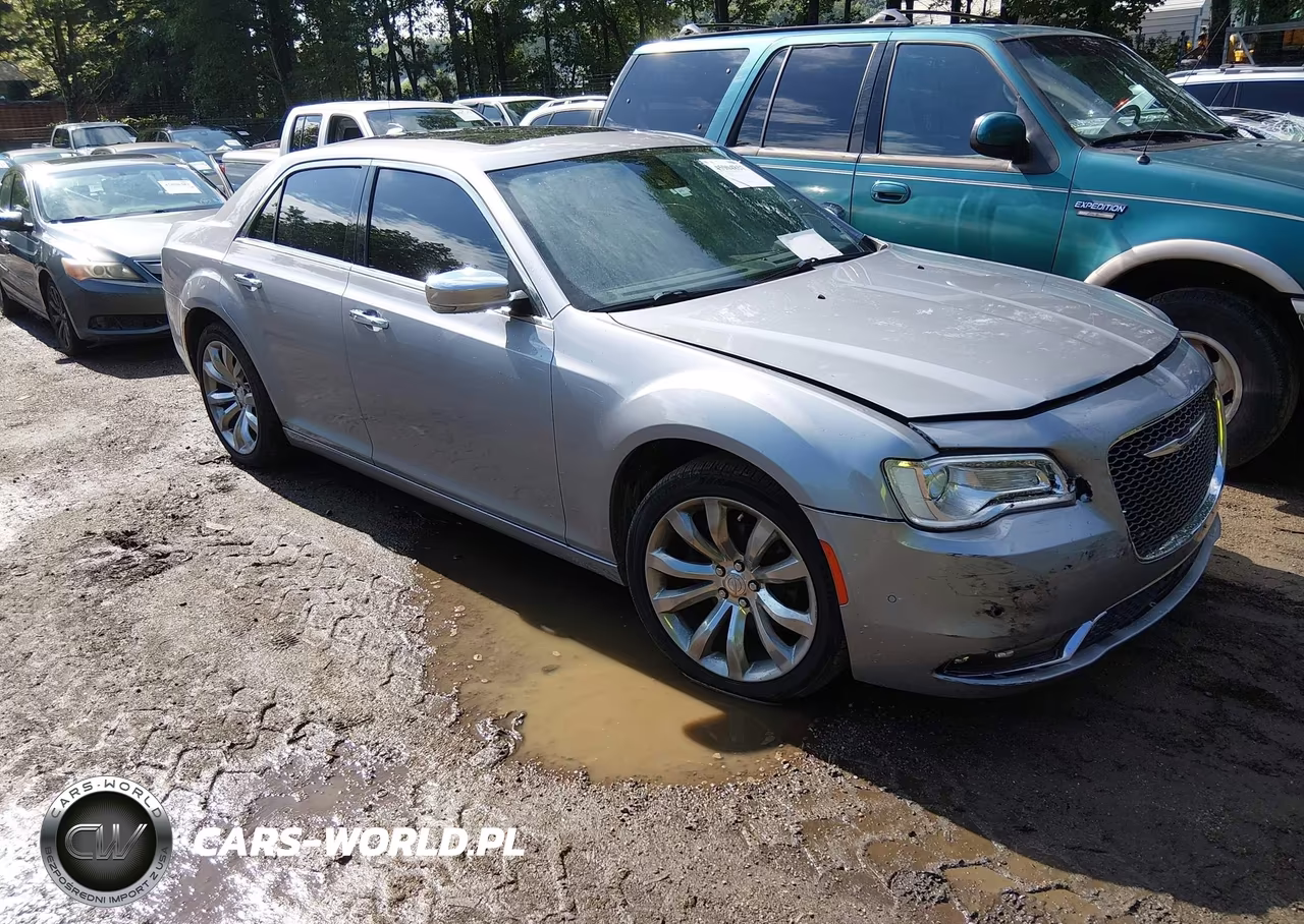 2018 Chrysler 300 Limited
