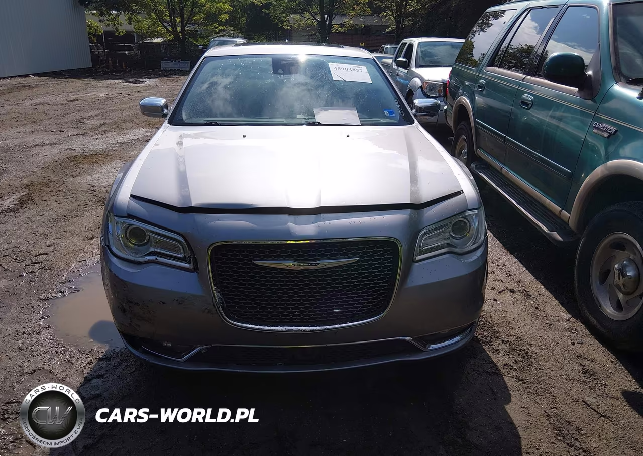 2018 Chrysler 300 Limited VIN:2C3CCAEG5JH296411 - 12