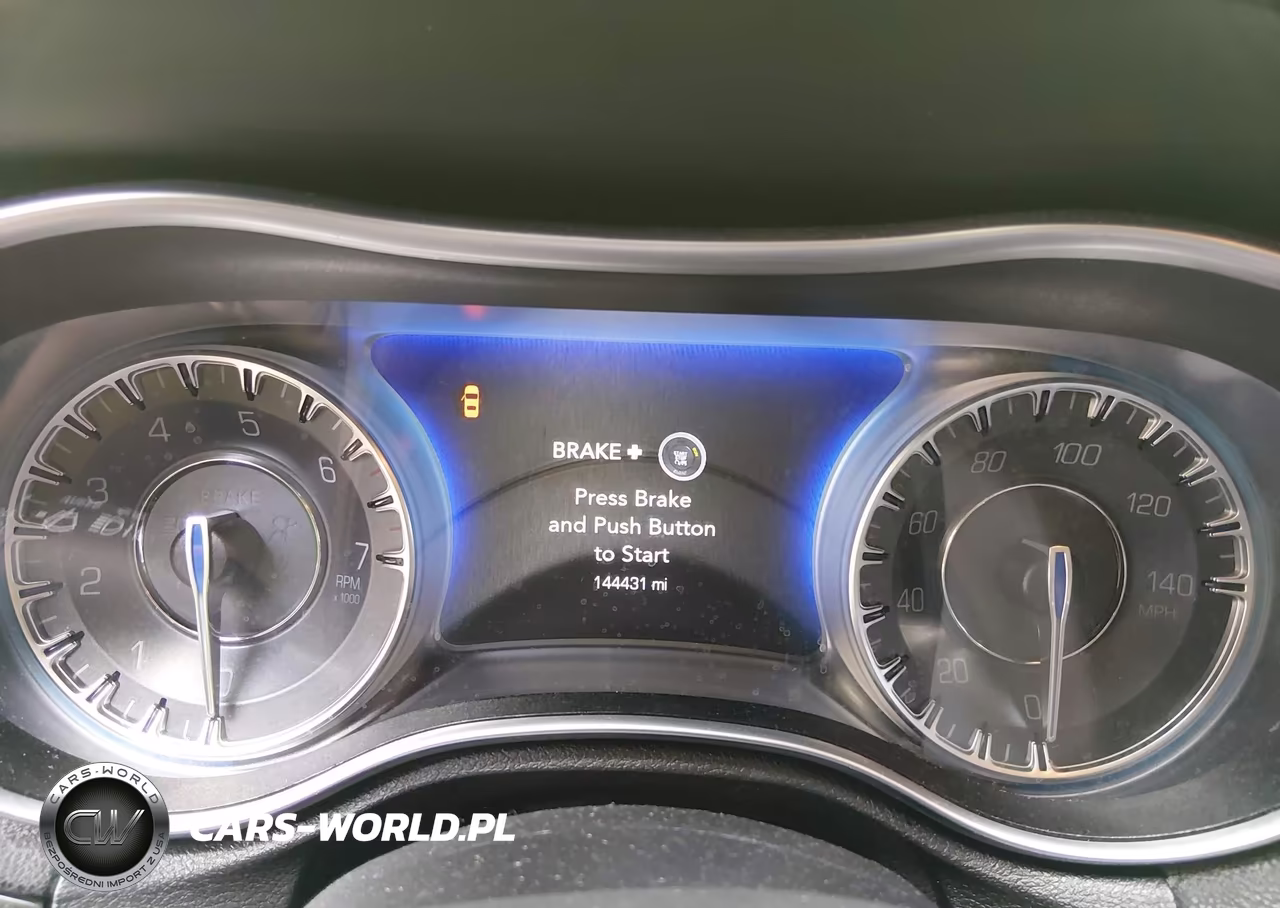 2018 Chrysler 300 Limited VIN:2C3CCAEG5JH296411 - 7