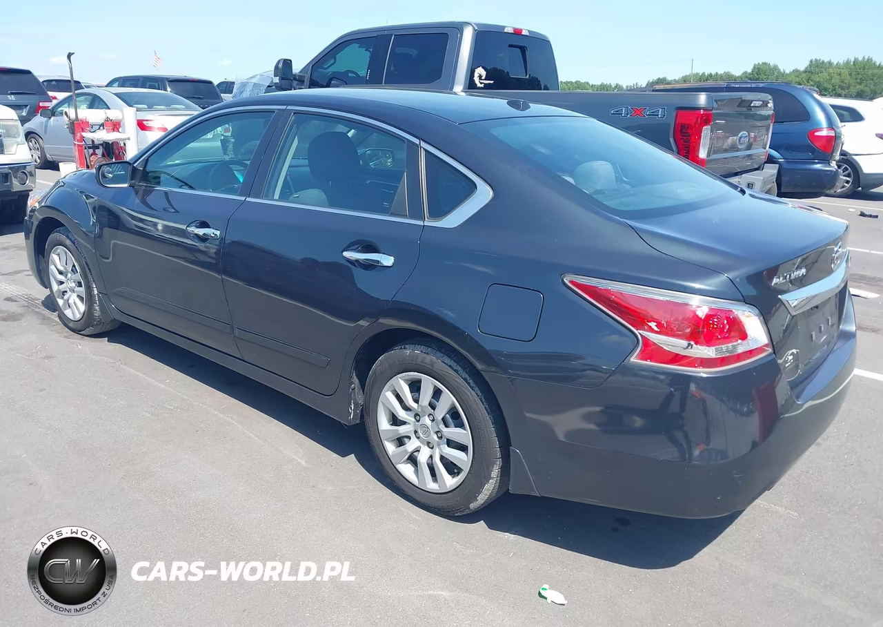 2015 Nissan Altima 2.5 S VIN:1N4AL3AP0FC161227 - 3