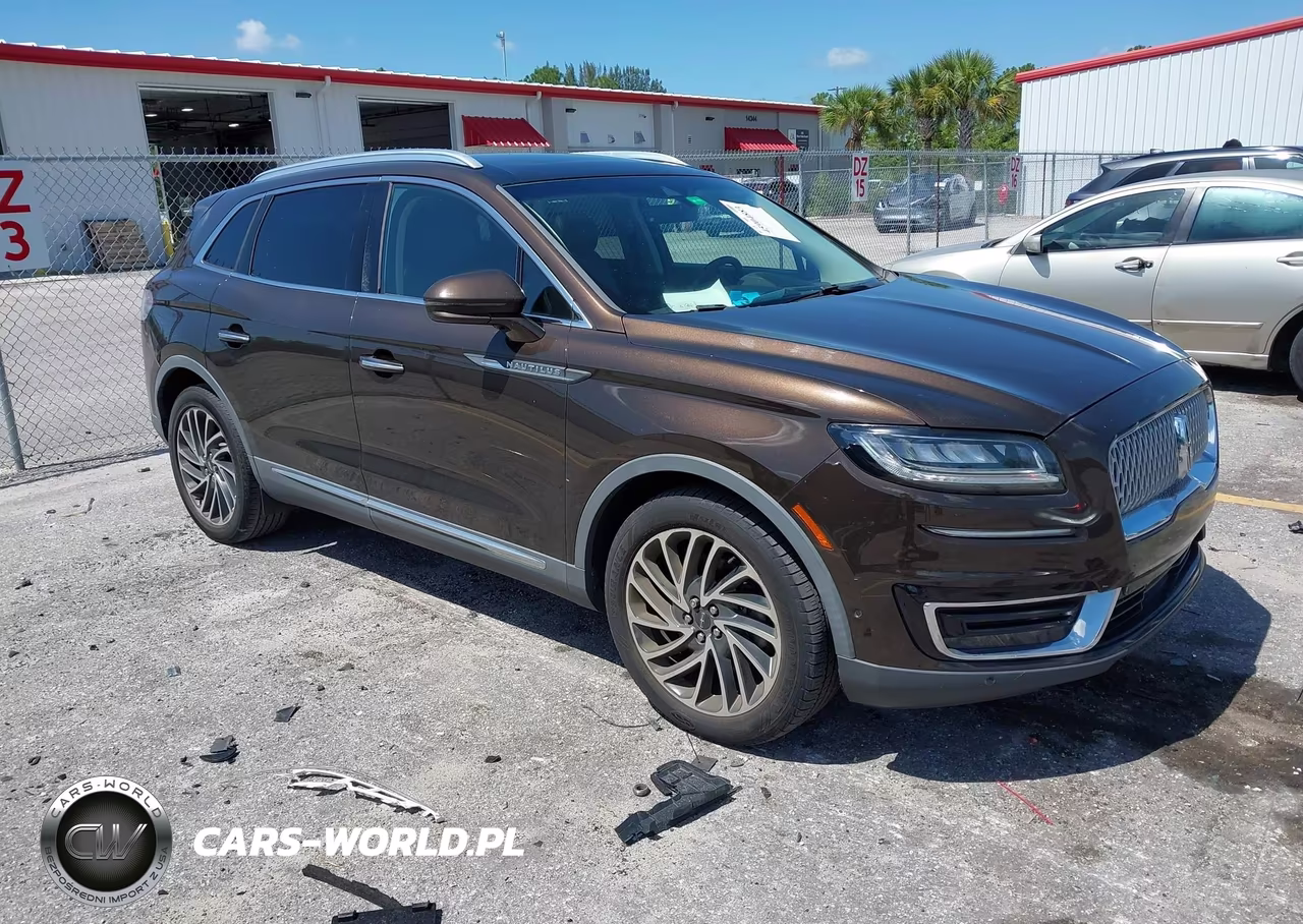 2019 Lincoln Nautilus Reserve