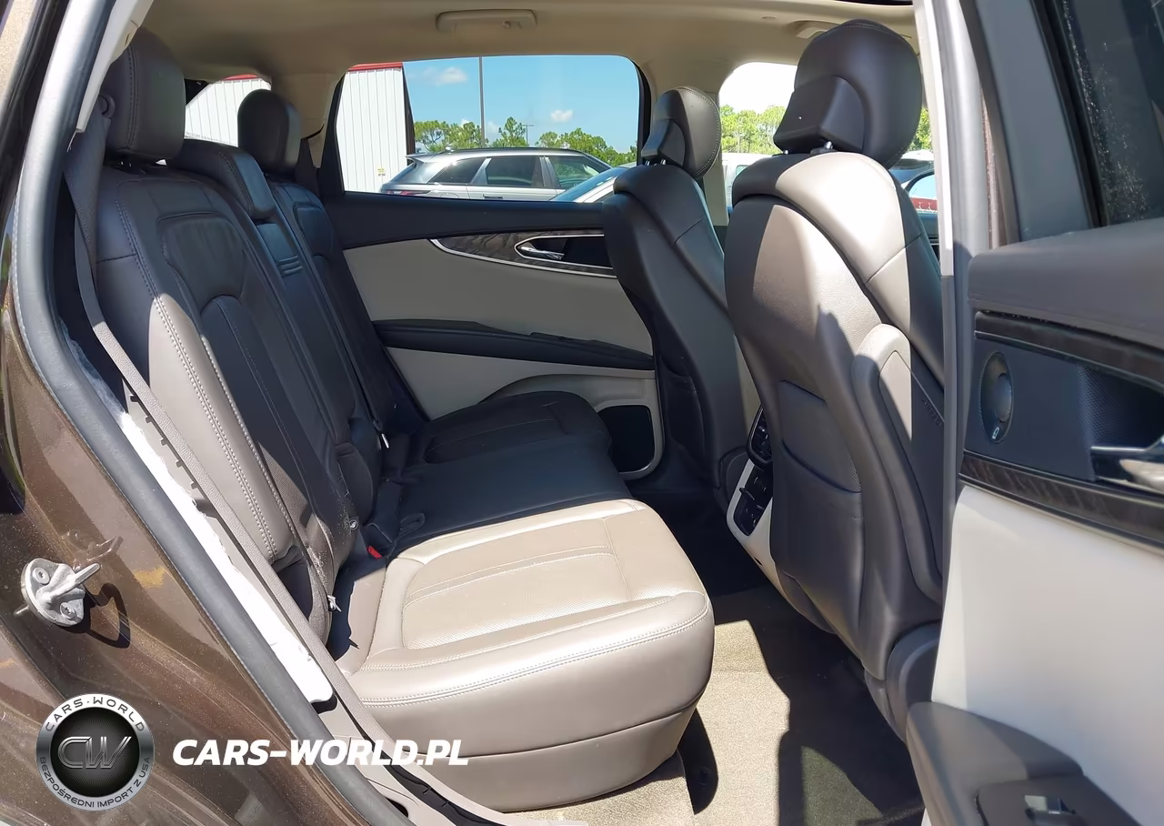 2019 Lincoln Nautilus Reserve VIN:2LMPJ6LP6KBL13403 - 8