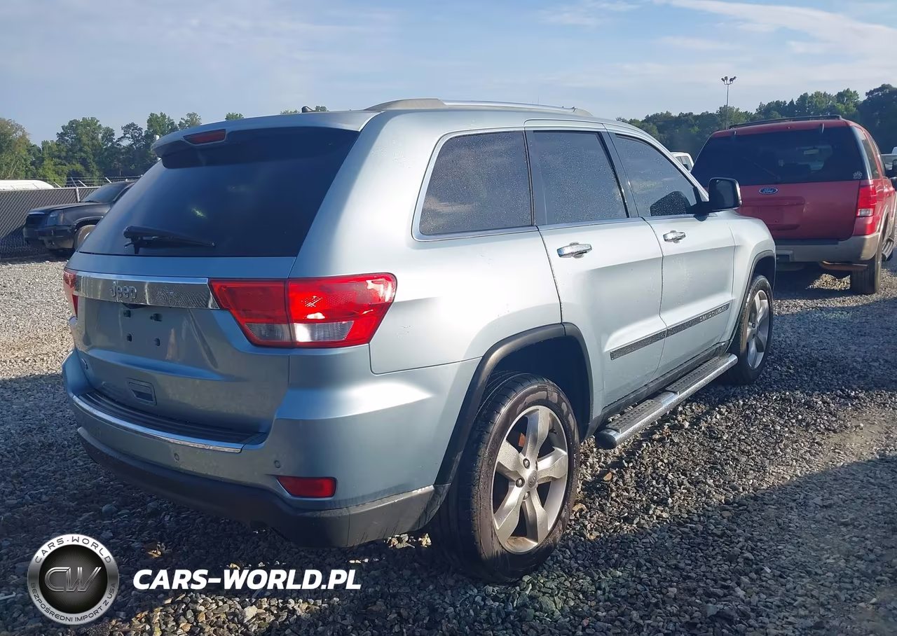 2013 Jeep Grand Cherokee Overland VIN:1C4RJECG2DC610576 - 4