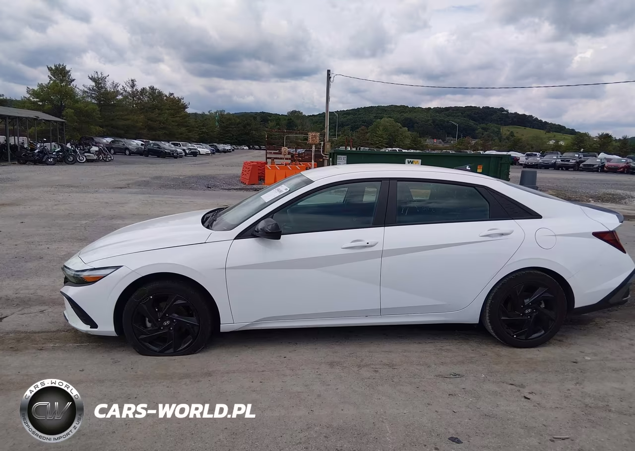 2026 Hyundai Elantra Sel Sport VIN:KMHLM4DG3TU097574 - 14