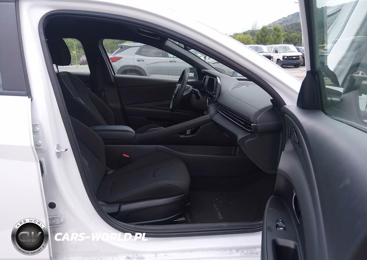 2026 Hyundai Elantra Sel Sport VIN:KMHLM4DG3TU097574 - 5