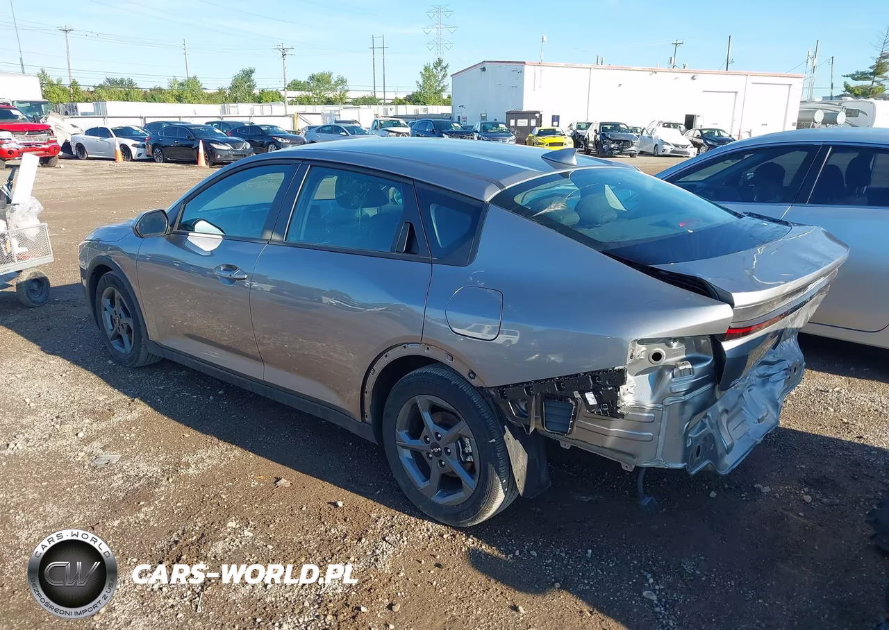2025 Kia K4 Lxs VIN:3KPFT4DE9SE169944 - 3