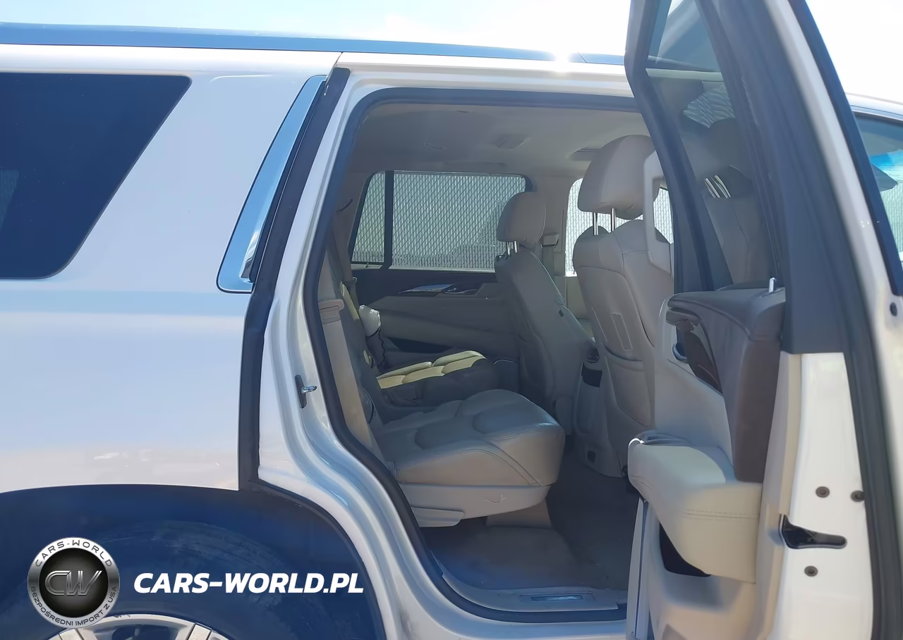 2017 Cadillac Escalade Luxury VIN:1GYS3BKJ6HR400518 - 8