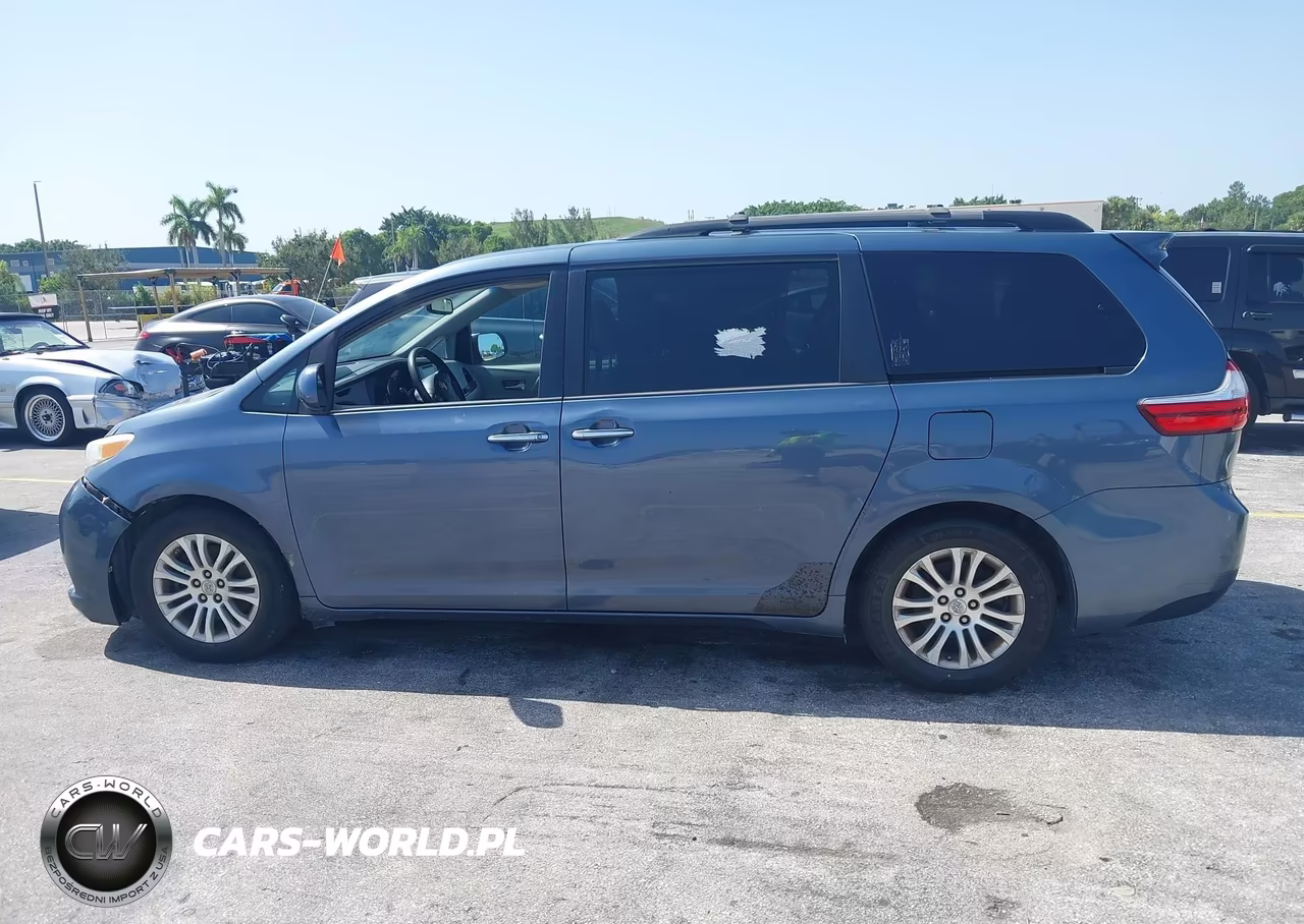 2015 Toyota Sienna Xle 8 Passenger VIN:5TDYK3DC7FS596300 - 14