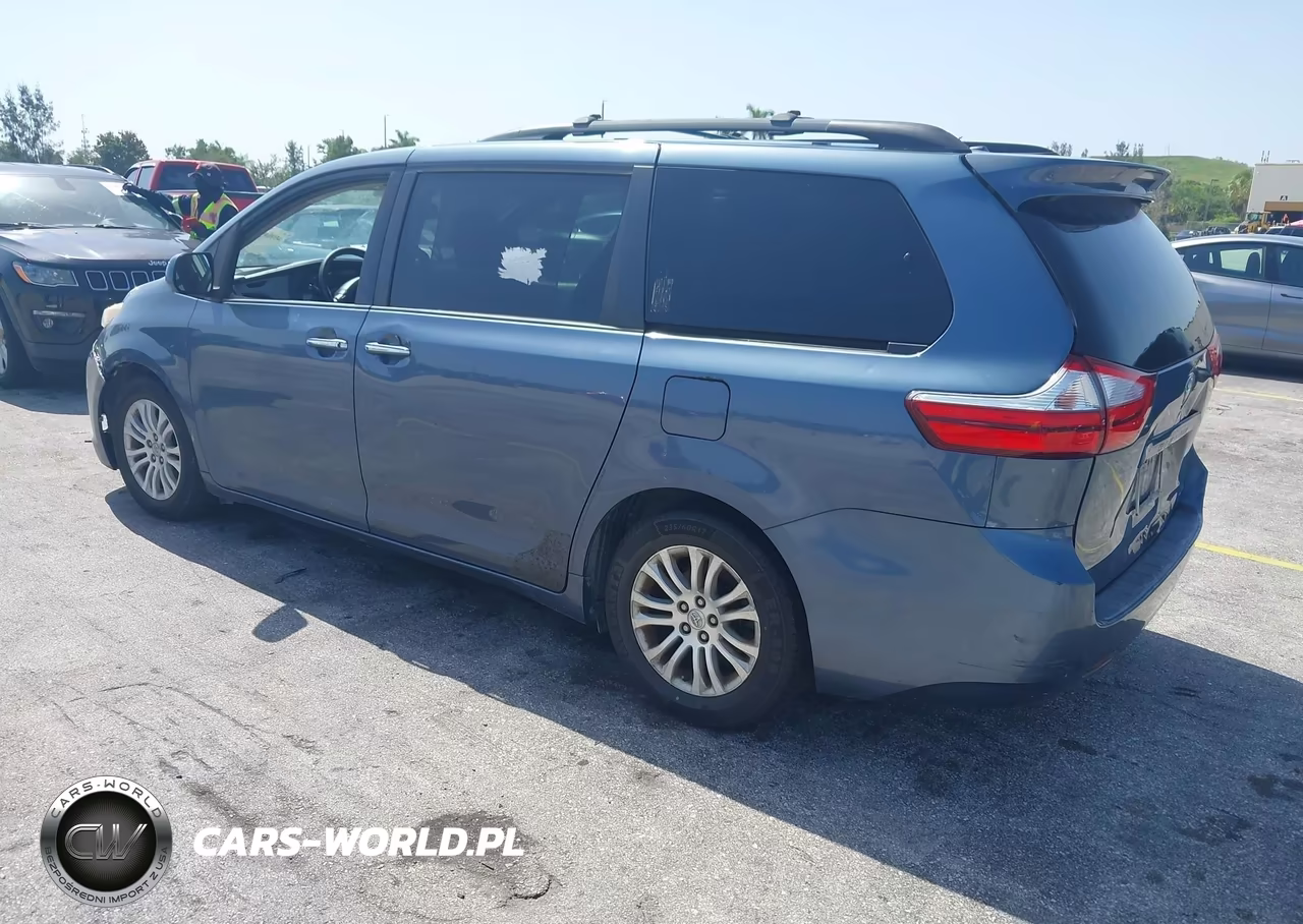2015 Toyota Sienna Xle 8 Passenger VIN:5TDYK3DC7FS596300 - 3