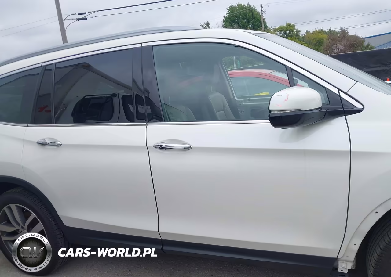 2017 Honda Pilot Elite VIN:5FNYF6H01HB094783 - 14