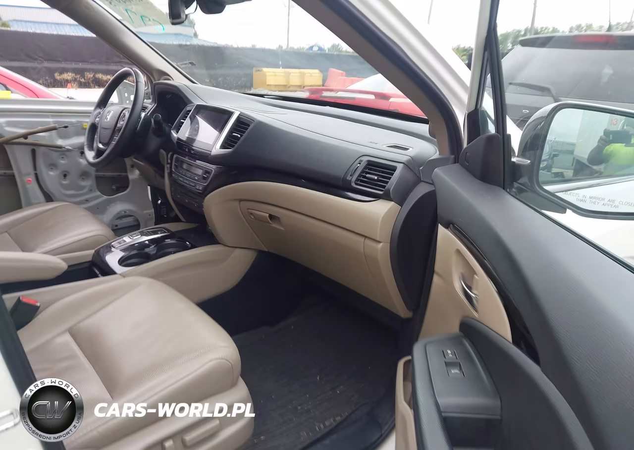 2017 Honda Pilot Elite VIN:5FNYF6H01HB094783 - 5