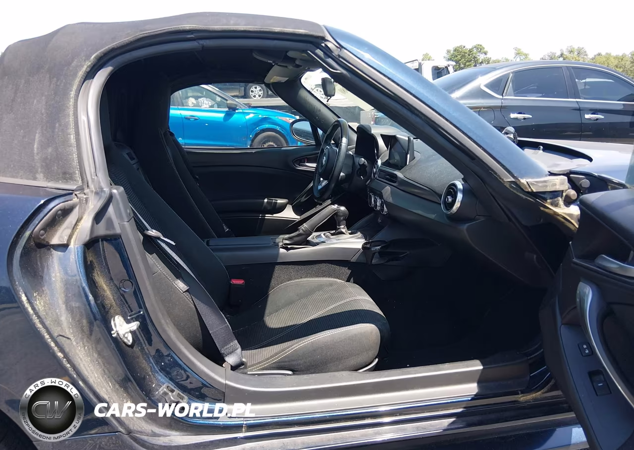 2018 Fiat 124 Spider Classica VIN:JC1NFAEK2J0137797 - 5