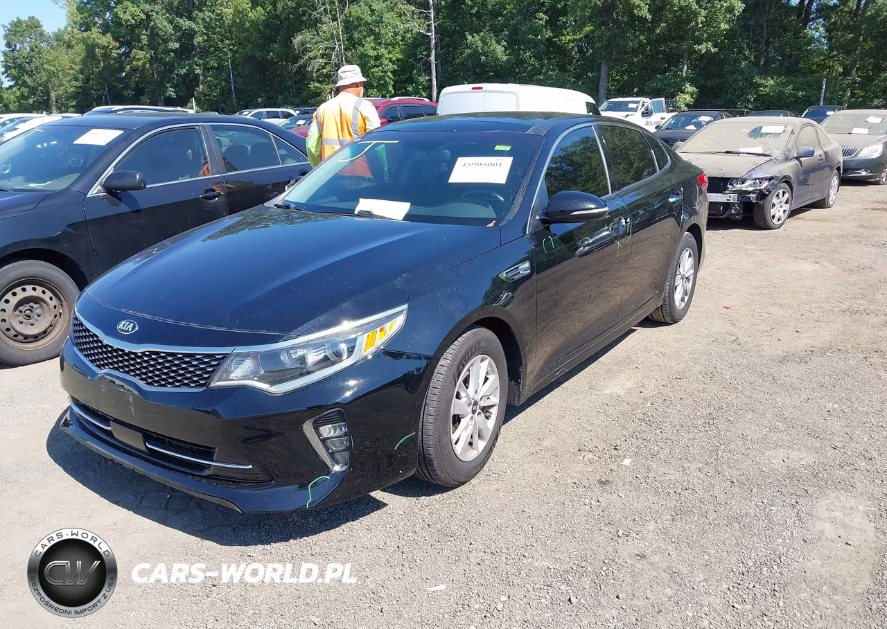 2018 Kia Optima S VIN:5XXGT4L36JG209407 - 2