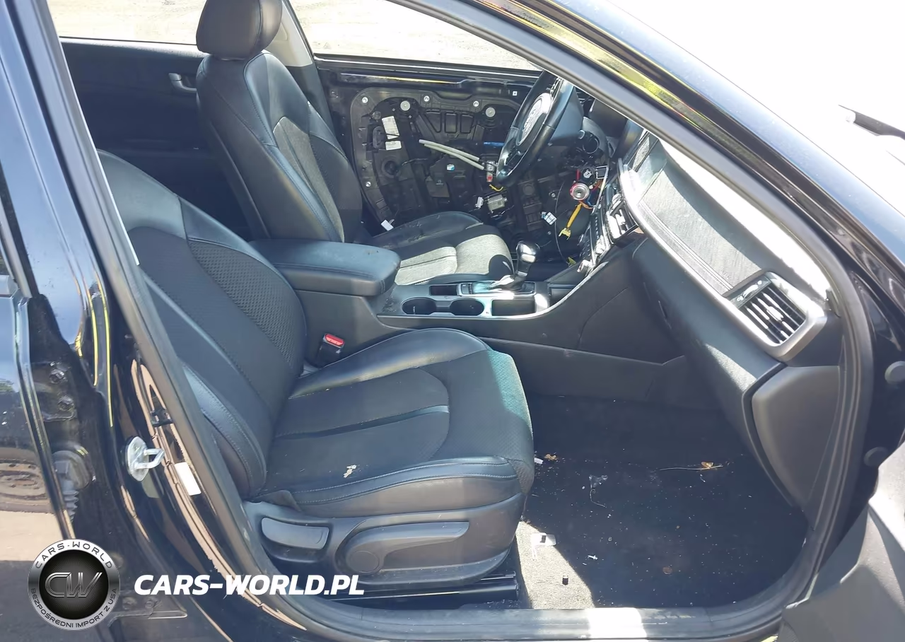 2018 Kia Optima S VIN:5XXGT4L36JG209407 - 5