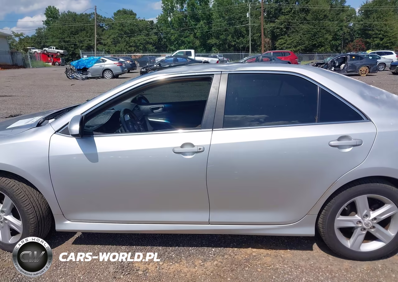 2013 Toyota Camry Se VIN:4T1BF1FK3DU220300 - 14