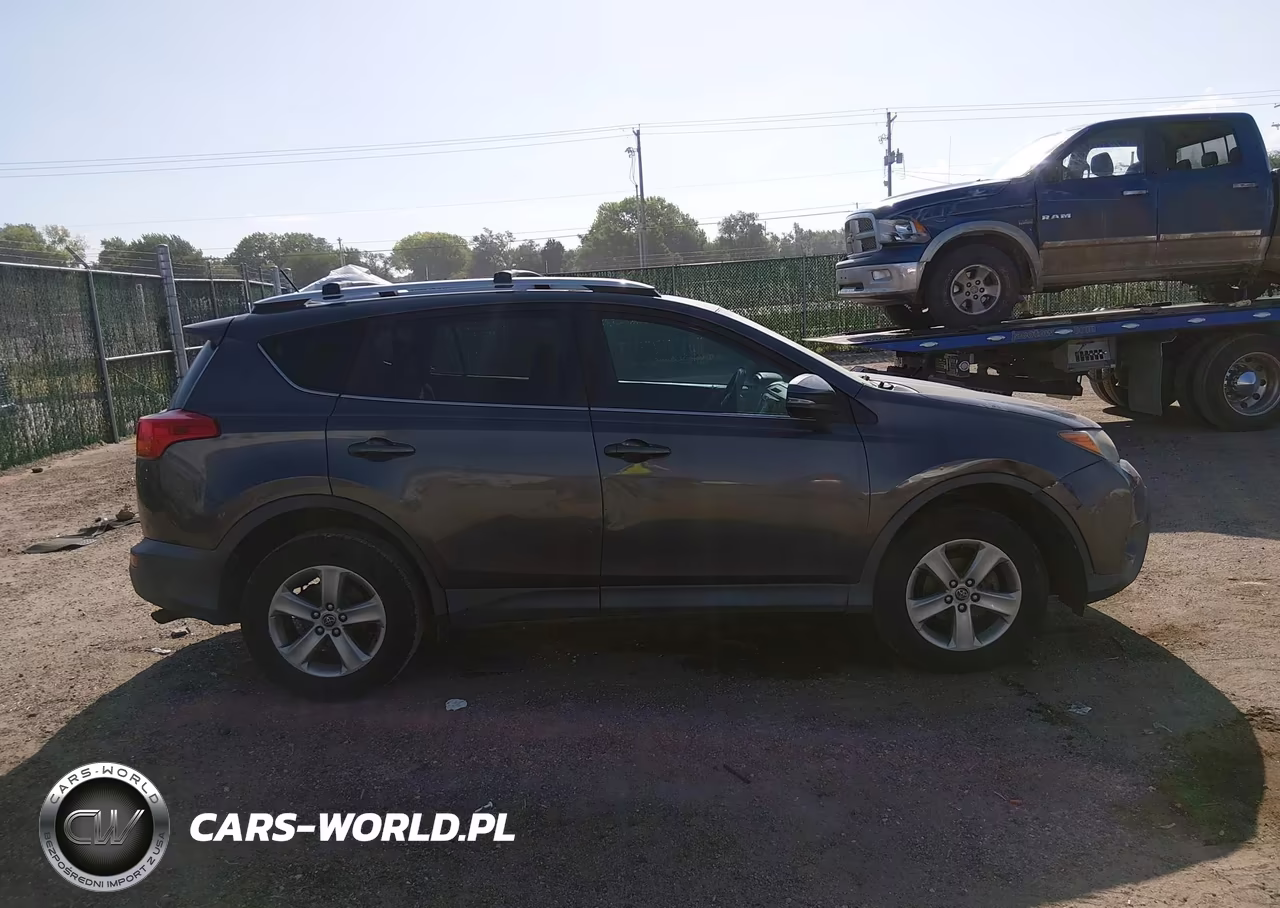 2015 Toyota Rav4 Xle VIN:2T3WFREV7FW208480 - 13