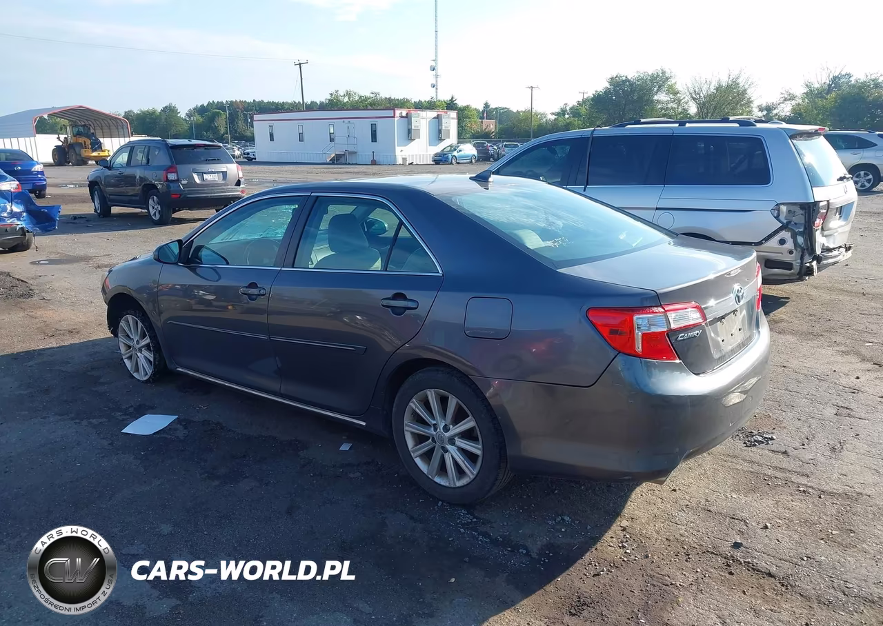 2014 Toyota Camry Xle V6 VIN:4T1BK1FK9EU553310 - 3