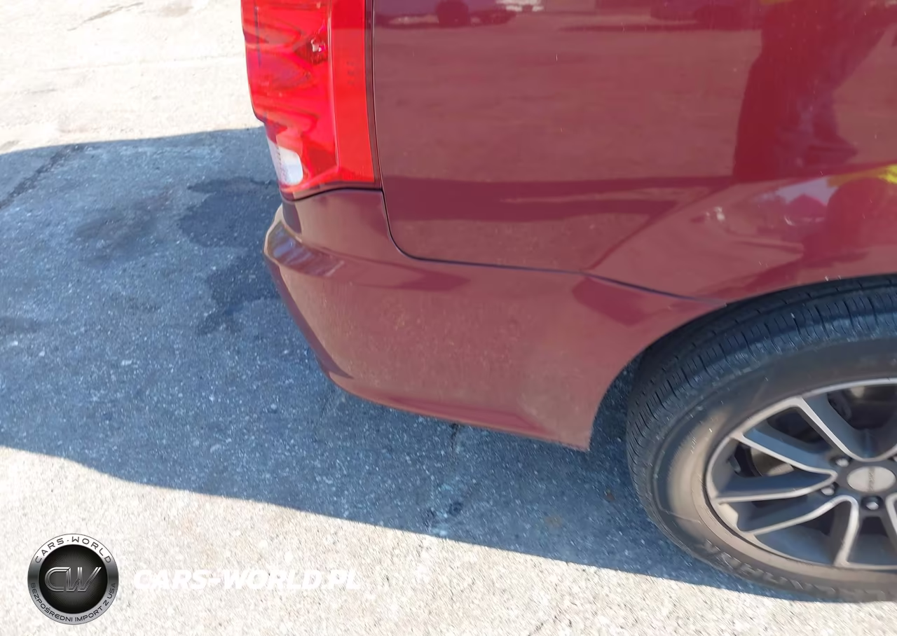 2018 Dodge Grand Caravan Gt VIN:2C4RDGEG0JR140521 - 13