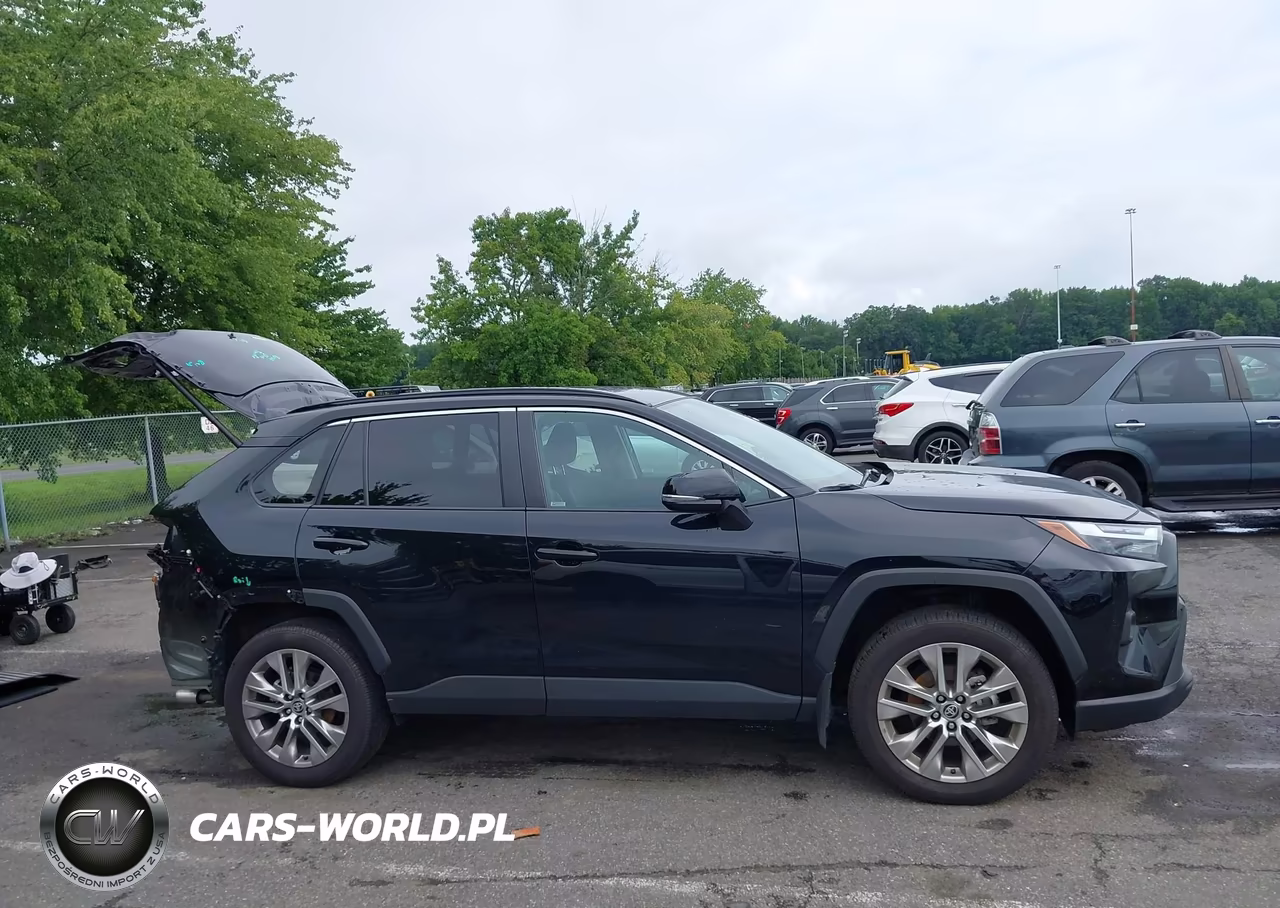 2025 Toyota Rav4 Xle Premium VIN:2T3A1RFV2SW534902 - 13