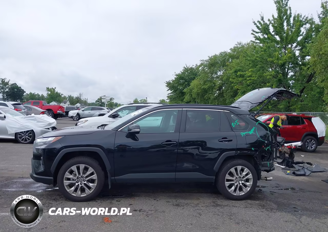 2025 Toyota Rav4 Xle Premium VIN:2T3A1RFV2SW534902 - 14