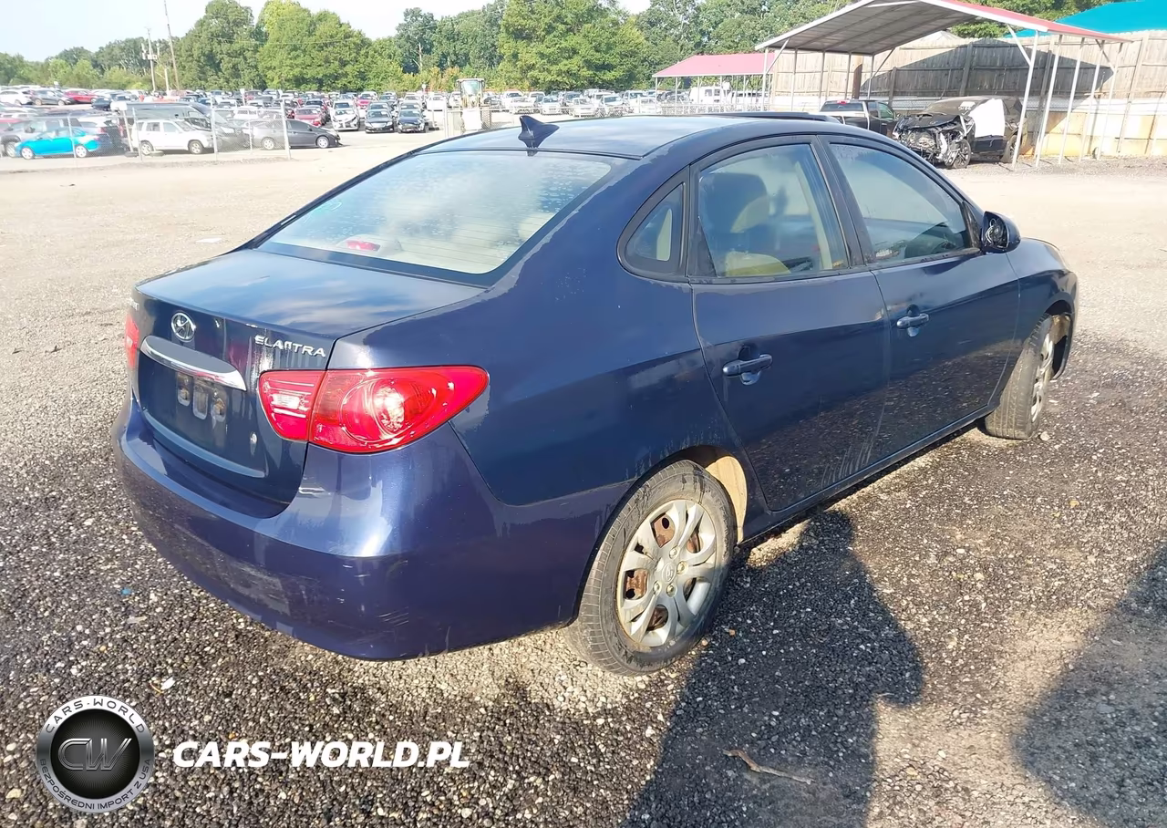 2010 Hyundai Elantra Gls VIN:KMHDU4AD5AU093506 - 4