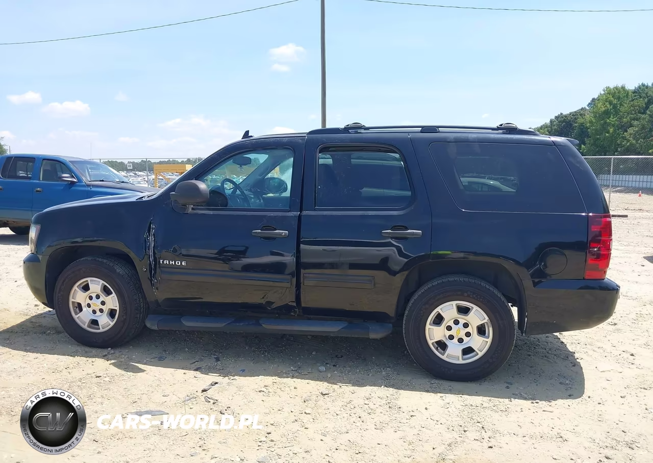 2010 Chevrolet Tahoe Ls VIN:1GNMCAE33AR232839 - 15
