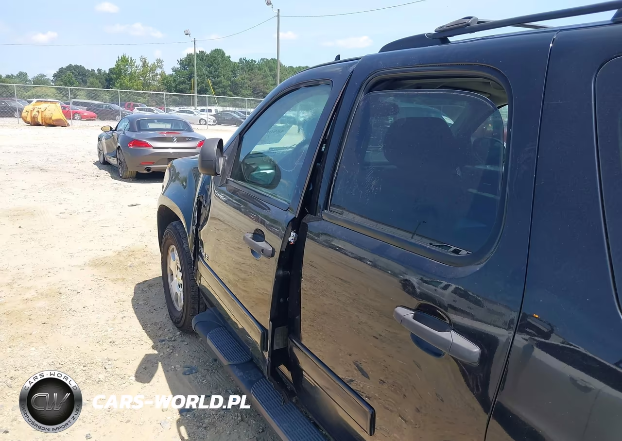 2010 Chevrolet Tahoe Ls VIN:1GNMCAE33AR232839 - 20