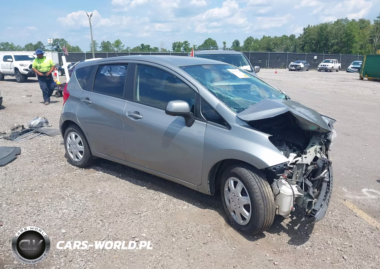 2014 Nissan Versa Note S (Sr) – zdjęcie 1 z 17