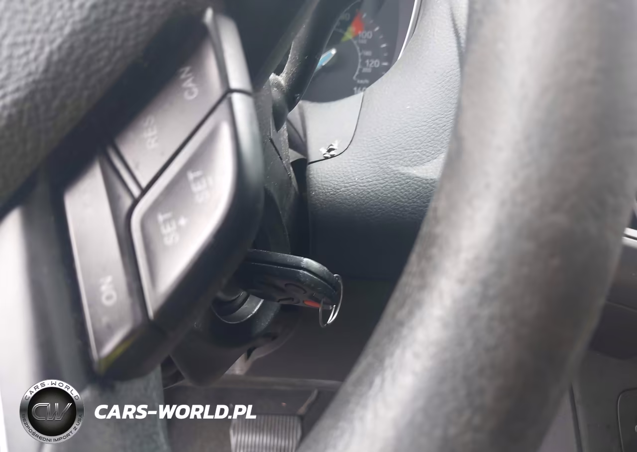 2015 Ford Focus Se VIN:1FADP3F25FL345819 - 11