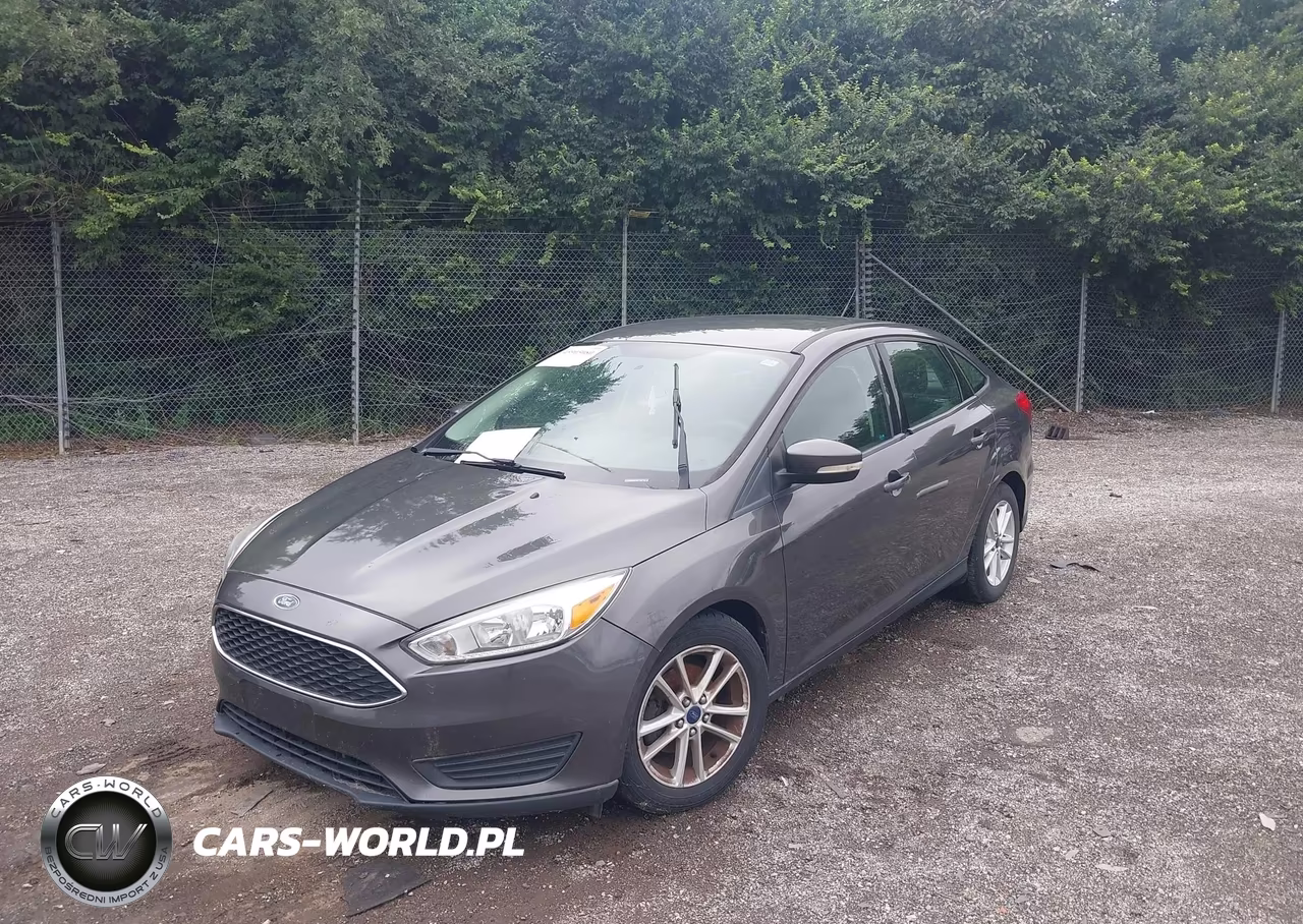 2015 Ford Focus Se VIN:1FADP3F25FL345819 - 2